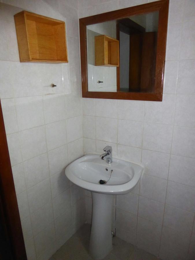 Sarawally Guesthouse Ampaya Екстериор снимка